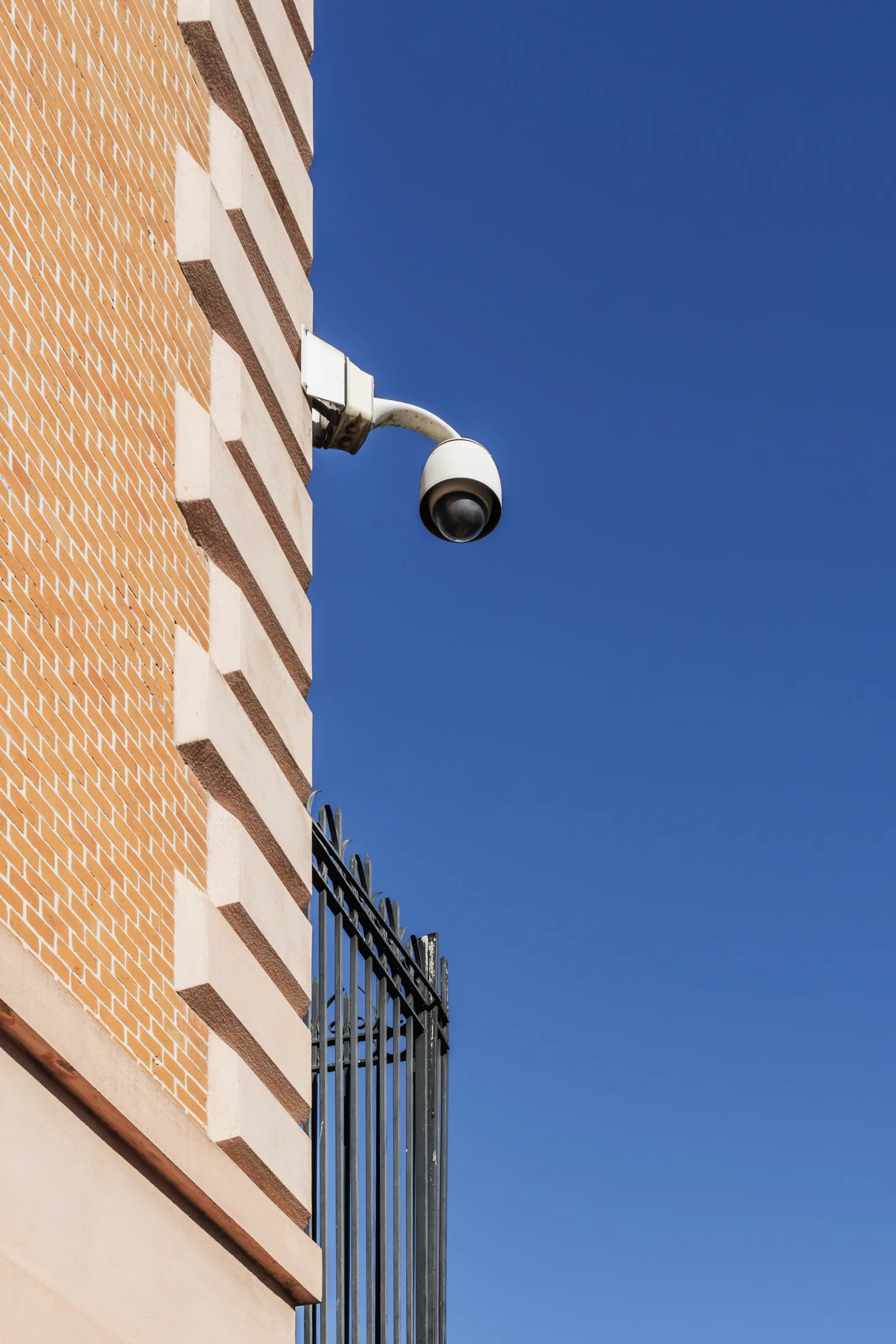 Building surveillance cameras for security monitoring